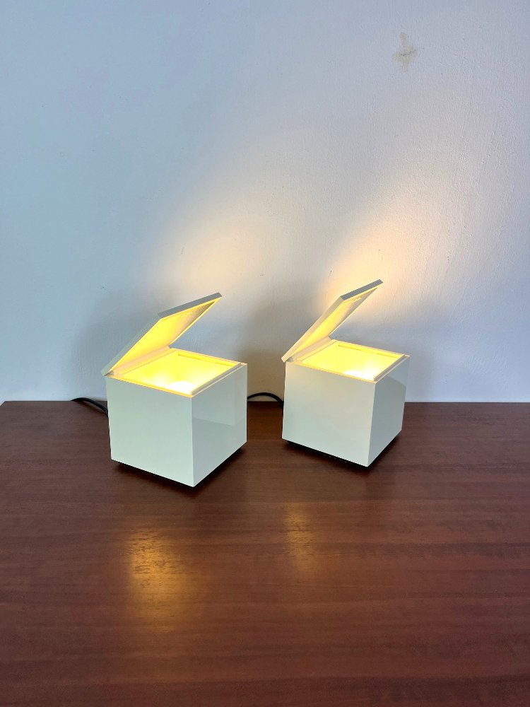Set of two Cini & Nils Cuboluce lights by Franco Bettonica & Mario Melocchi for studio Opi Milano, 1980s