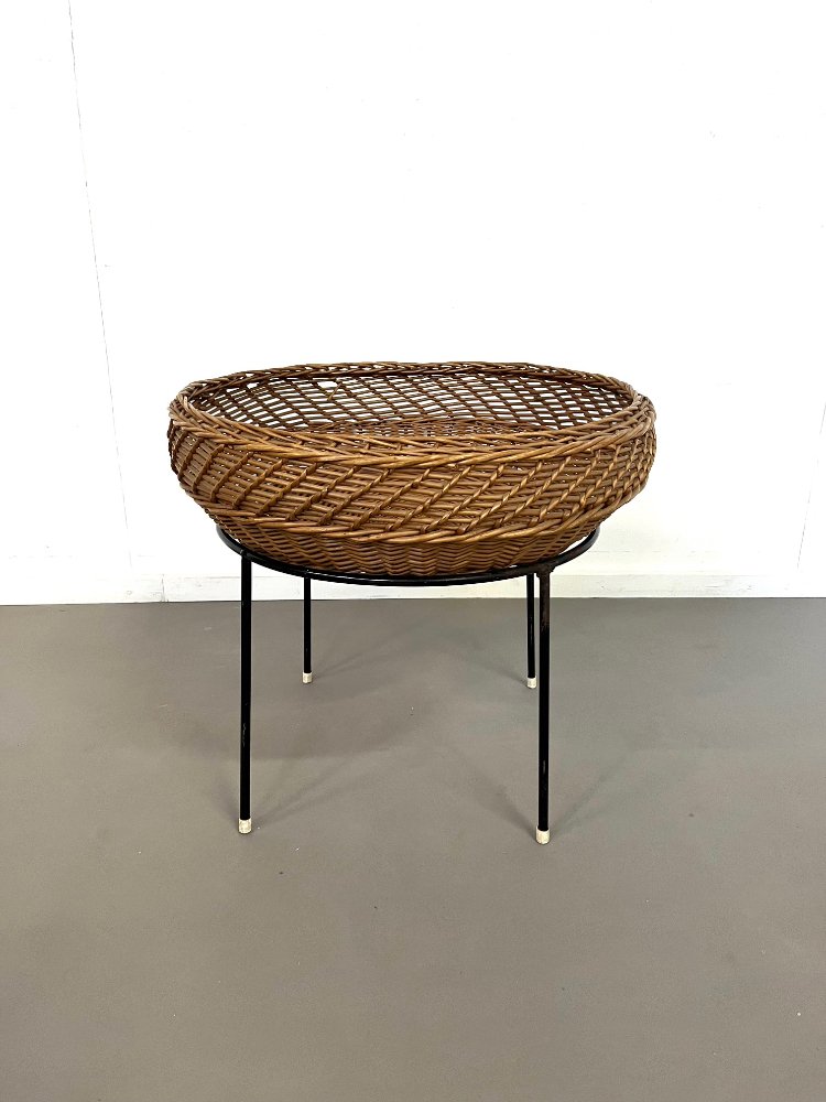 Mid-century wicker magazine basket by Artimeta Soest 1960s