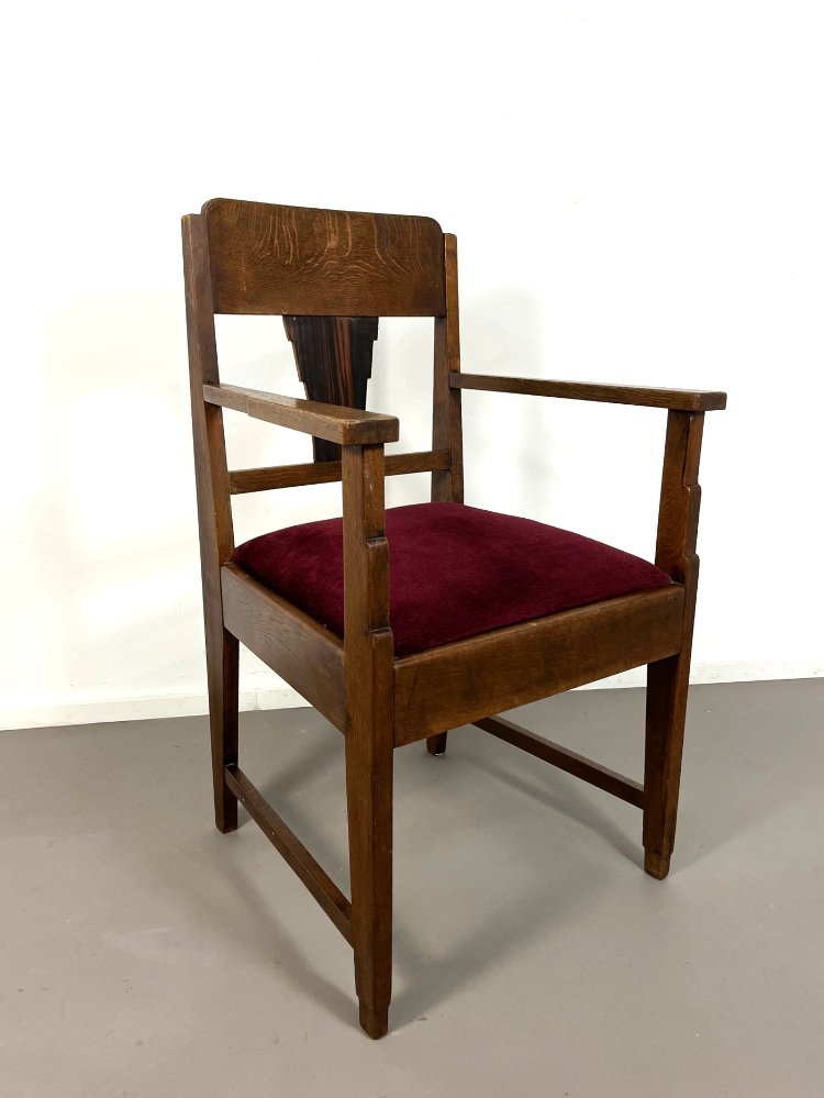 Dutch Art Deco Amsterdamse school oak armchair, 1930s